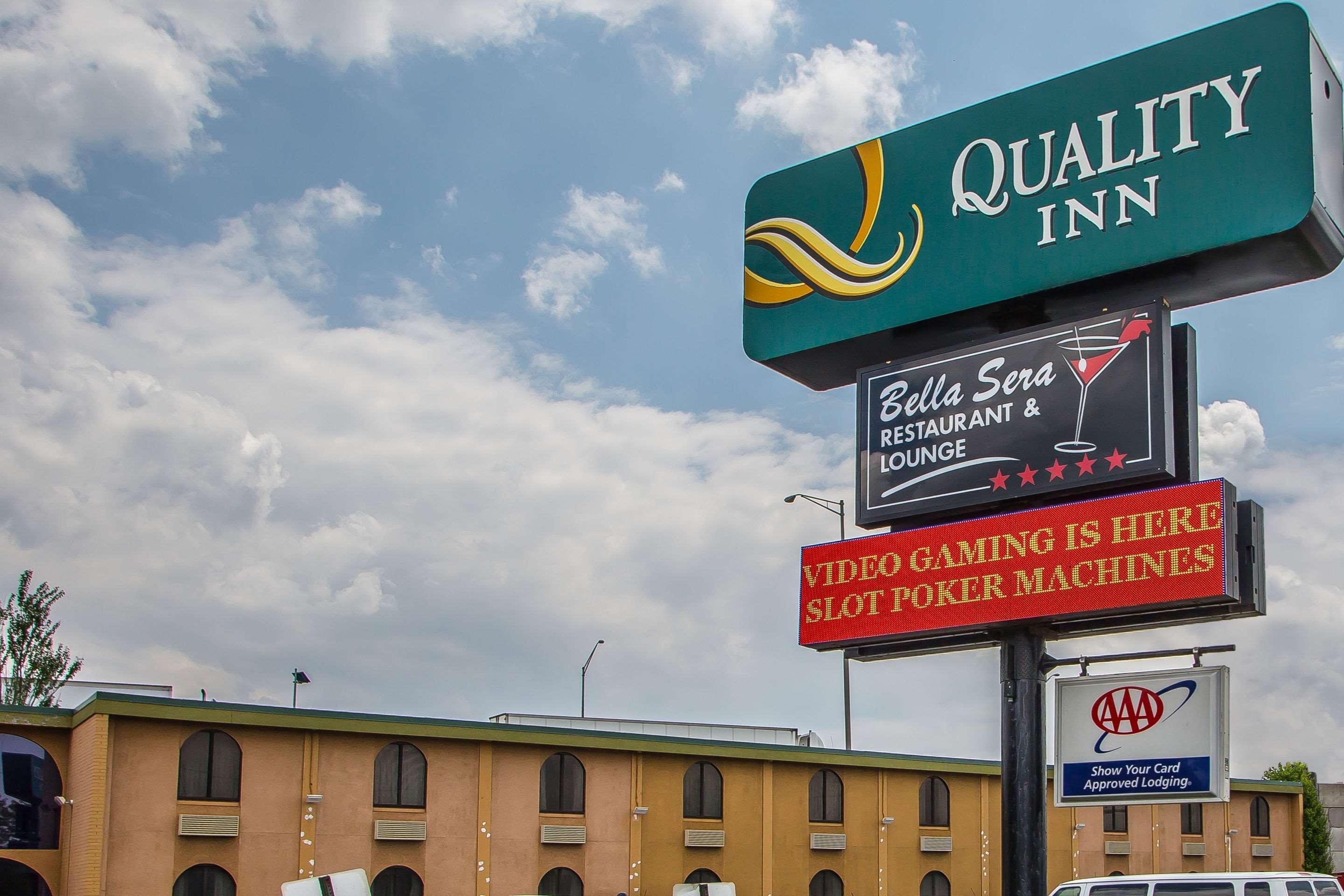 Quality Inn O'Hare Airport Schiller Park Bagian luar foto